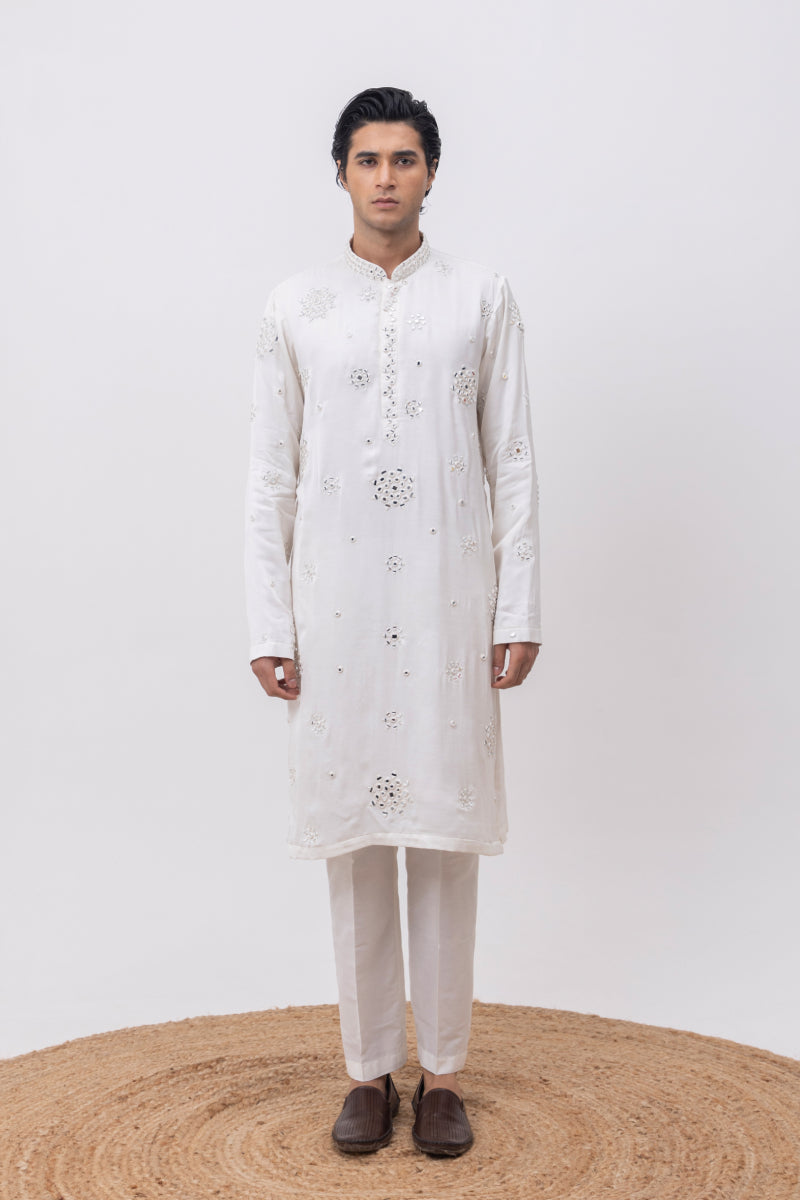 CHAAND IN PARADISE - DESIGNER KURTA FOR MEN