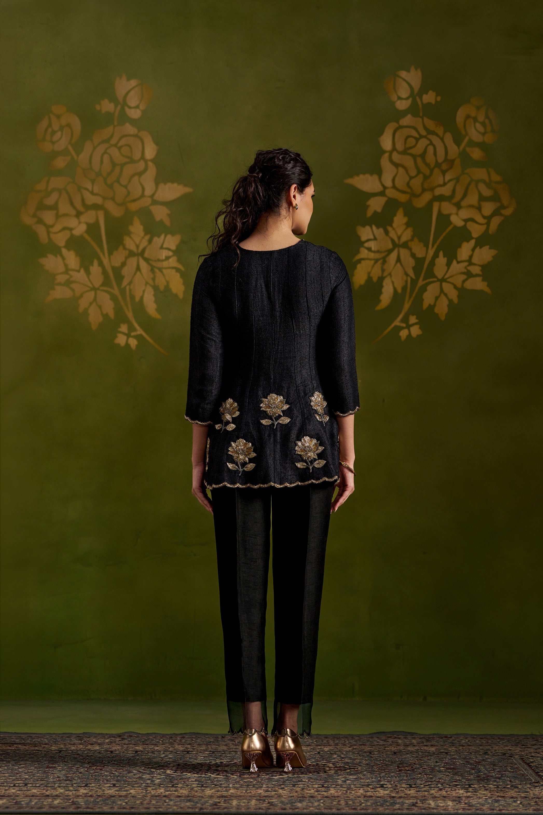 Rohisha Short Kurta Set