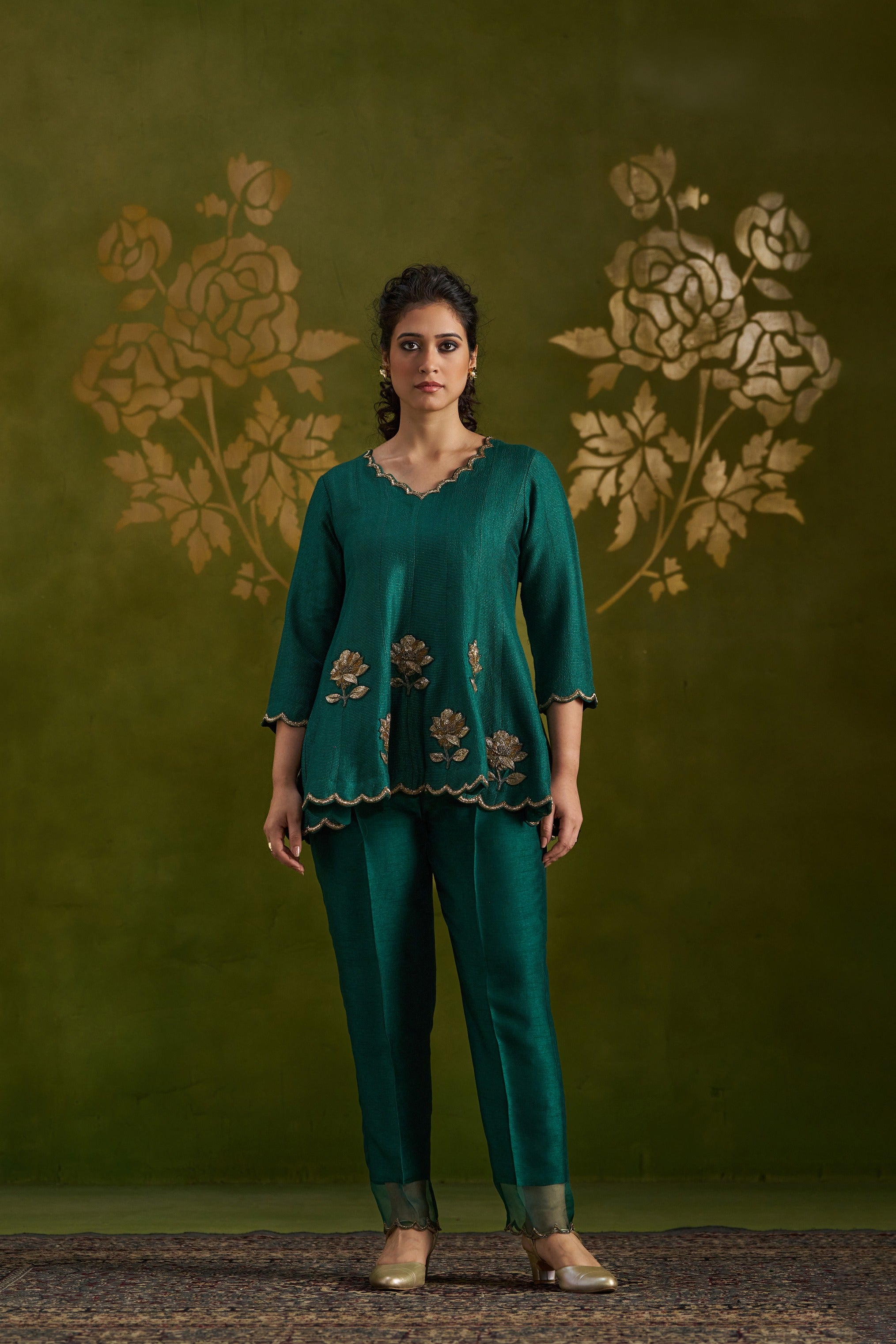 Rohisha Short Kurta Set
