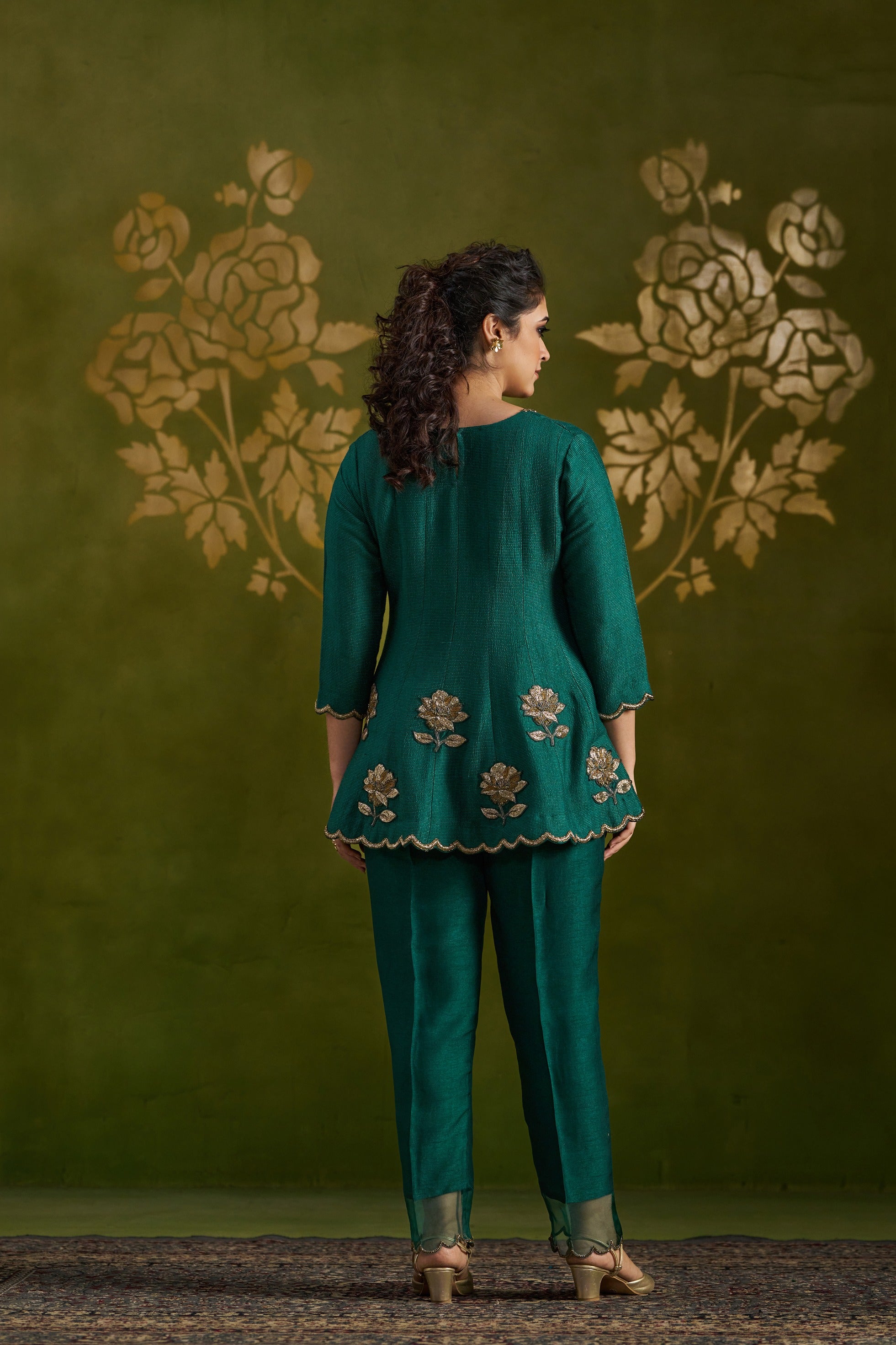 Rohisha Short Kurta Set