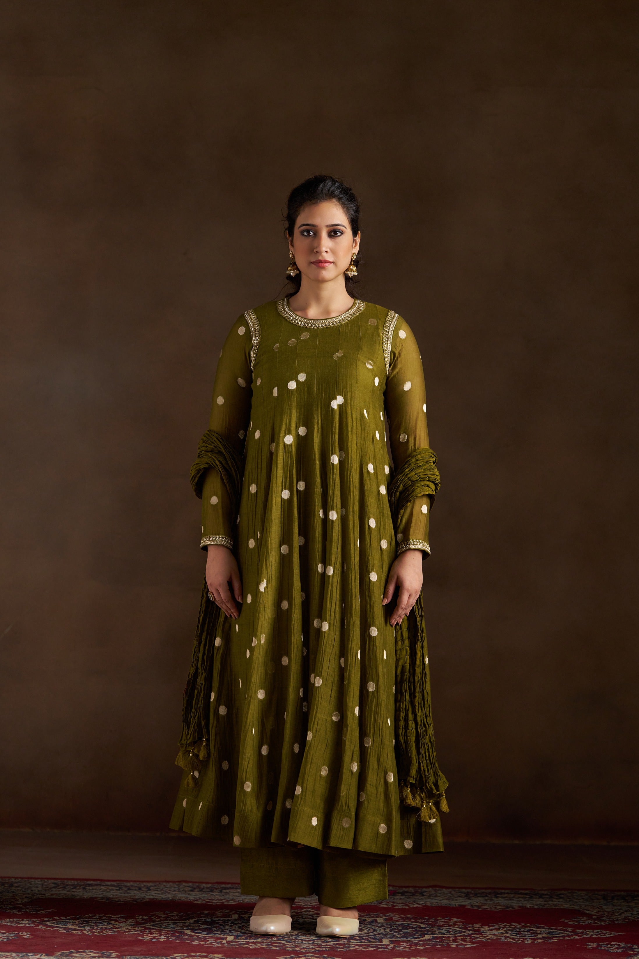 Oishi Anarkali Set