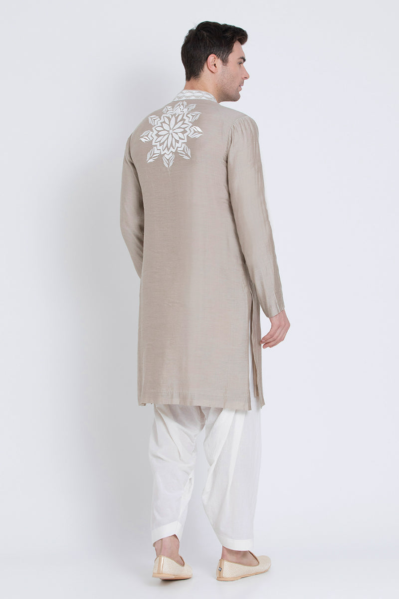 Kurta
