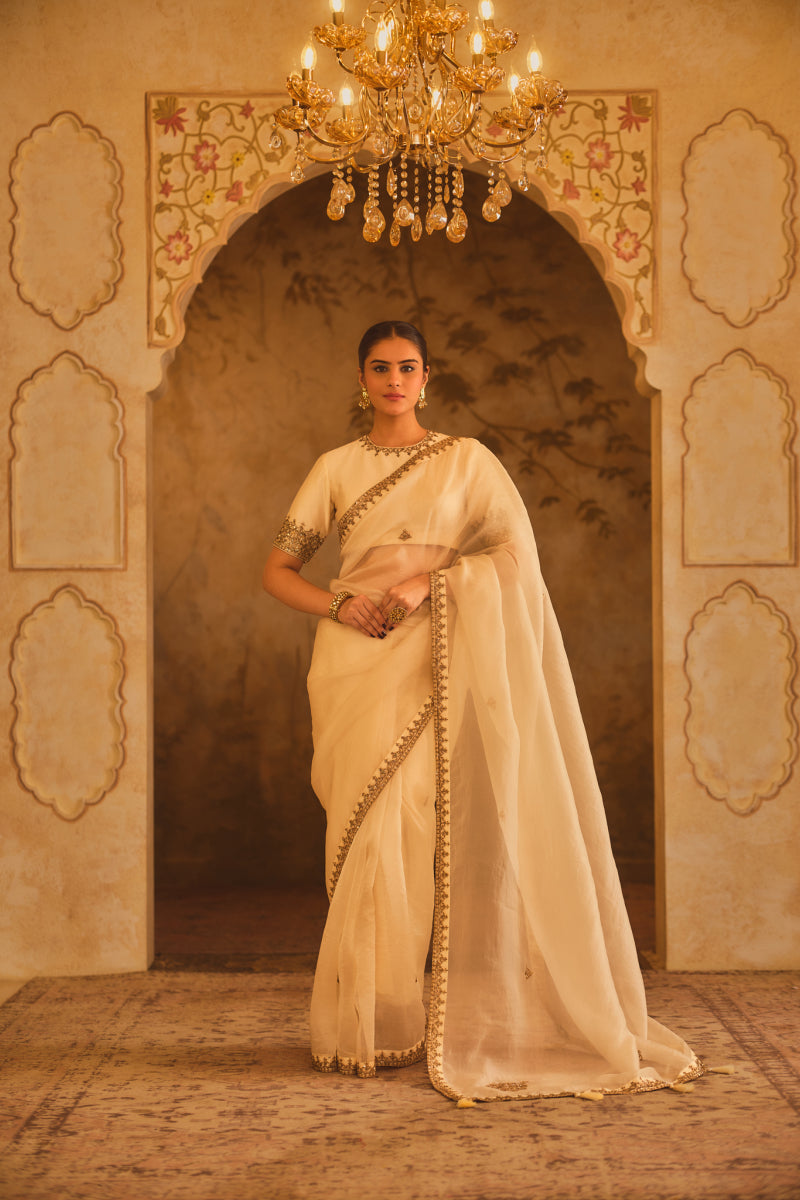 TAJRA CREAM ORGANZA SAREE WITH ZERO-NECK BLOUSE
