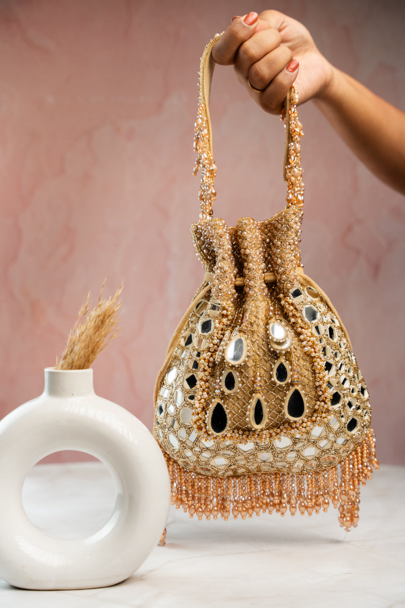 Aaina Jaal Jhaalar Gold