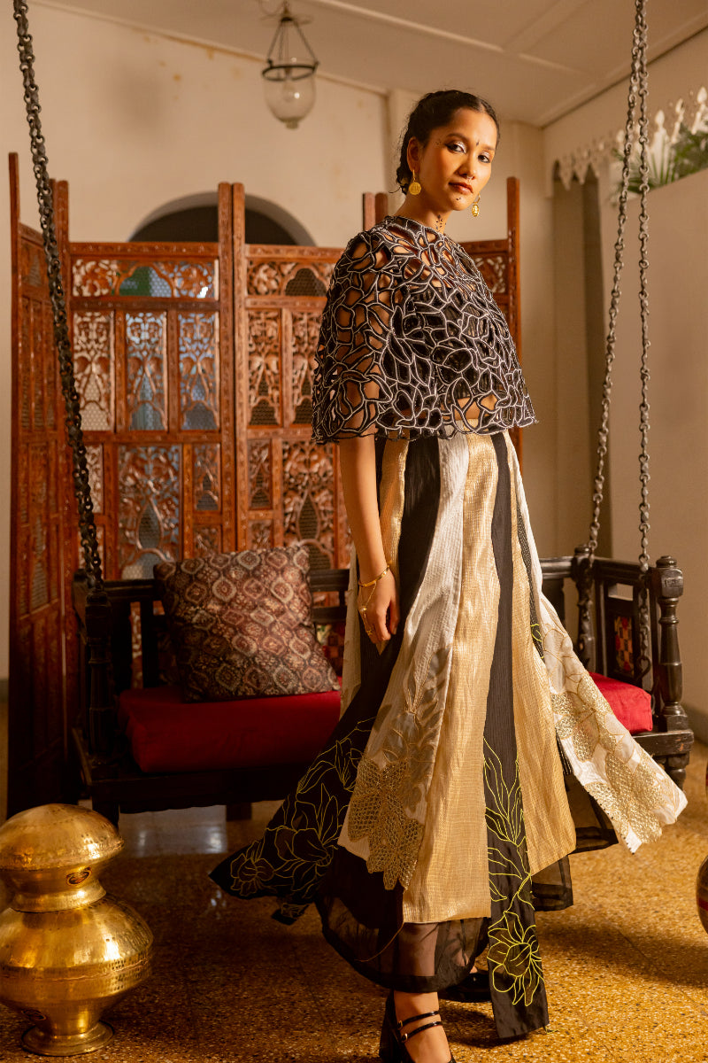 Alexa - Overlay, bustier & skirt set