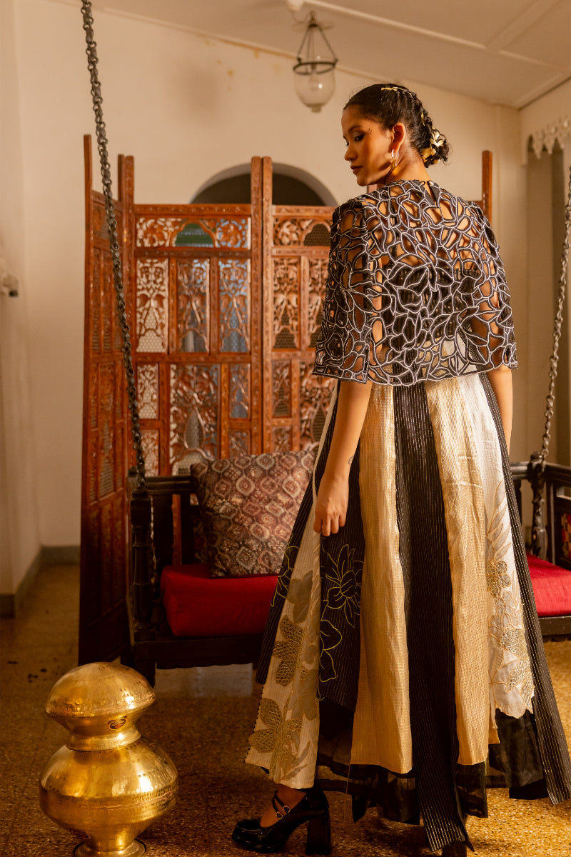 Alexa - Overlay, bustier & skirt set
