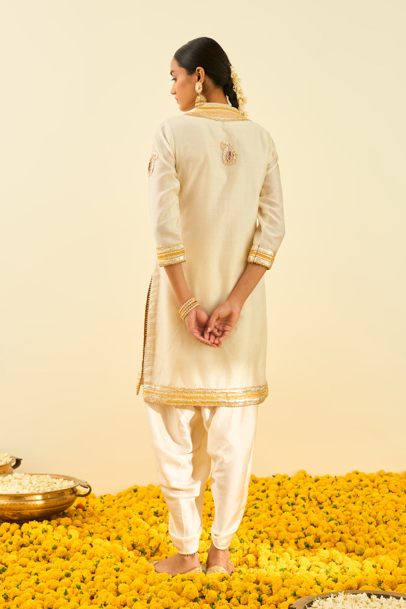 Aliza- Short kurta with dhoti