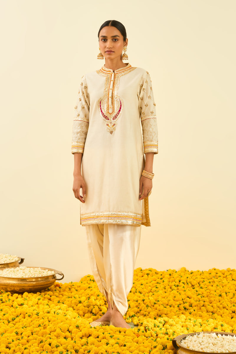 Aminah- Short kurta with dhoti