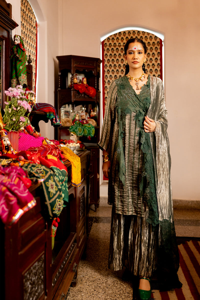 Amyra - Dress, sharara pants & dupatta set