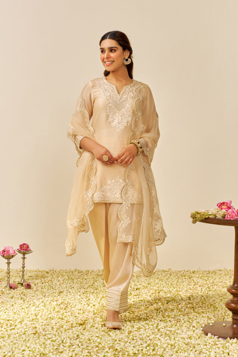 Haniya - Short Kurta With Salwar And Dupatta