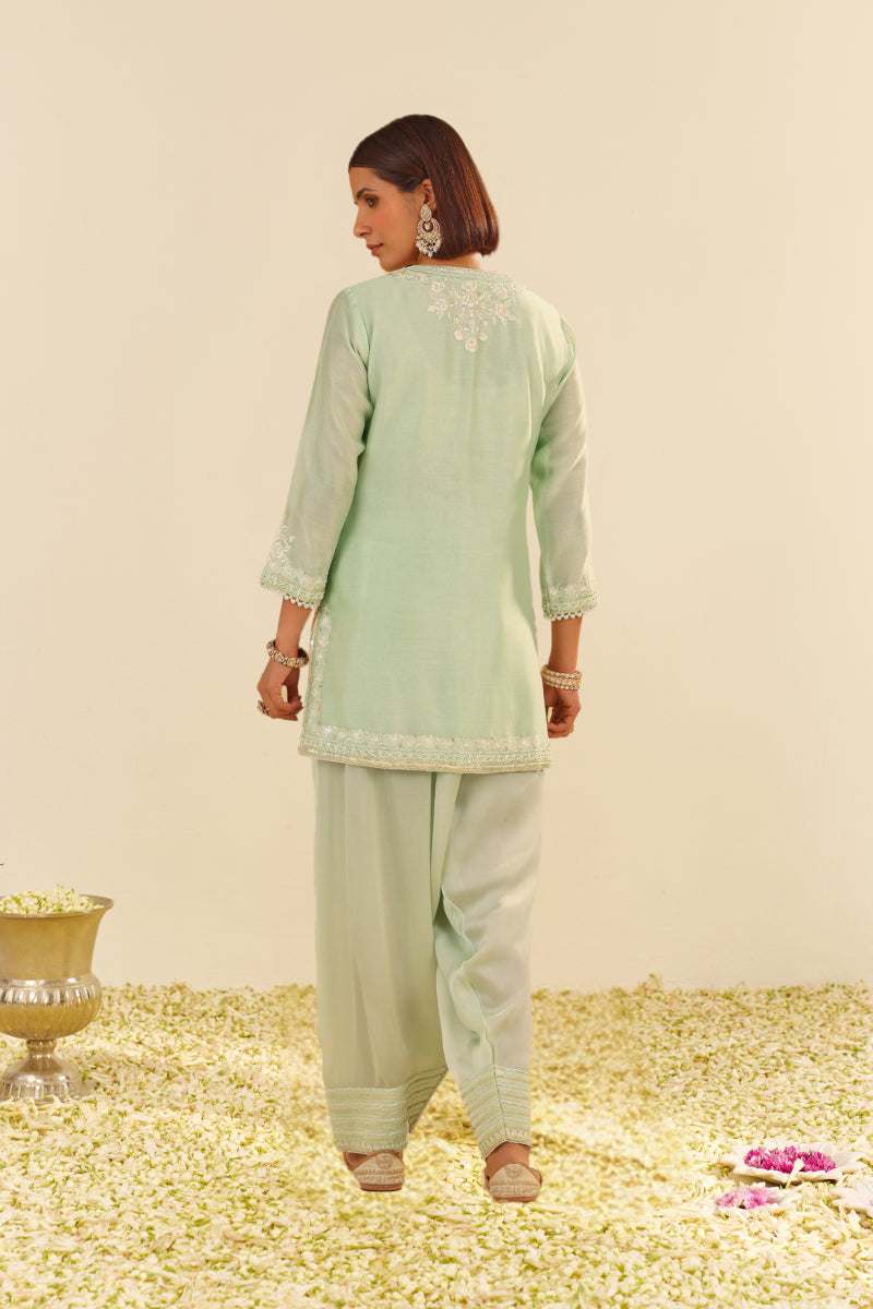 Haniya - Short Kurta With Salwar