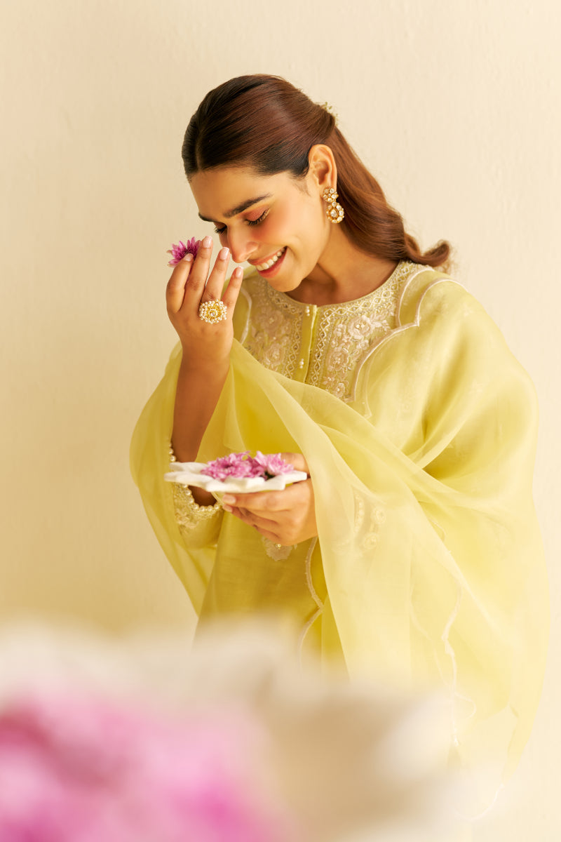 Zaisha - Short Kurta With Dhoti And Dupatta