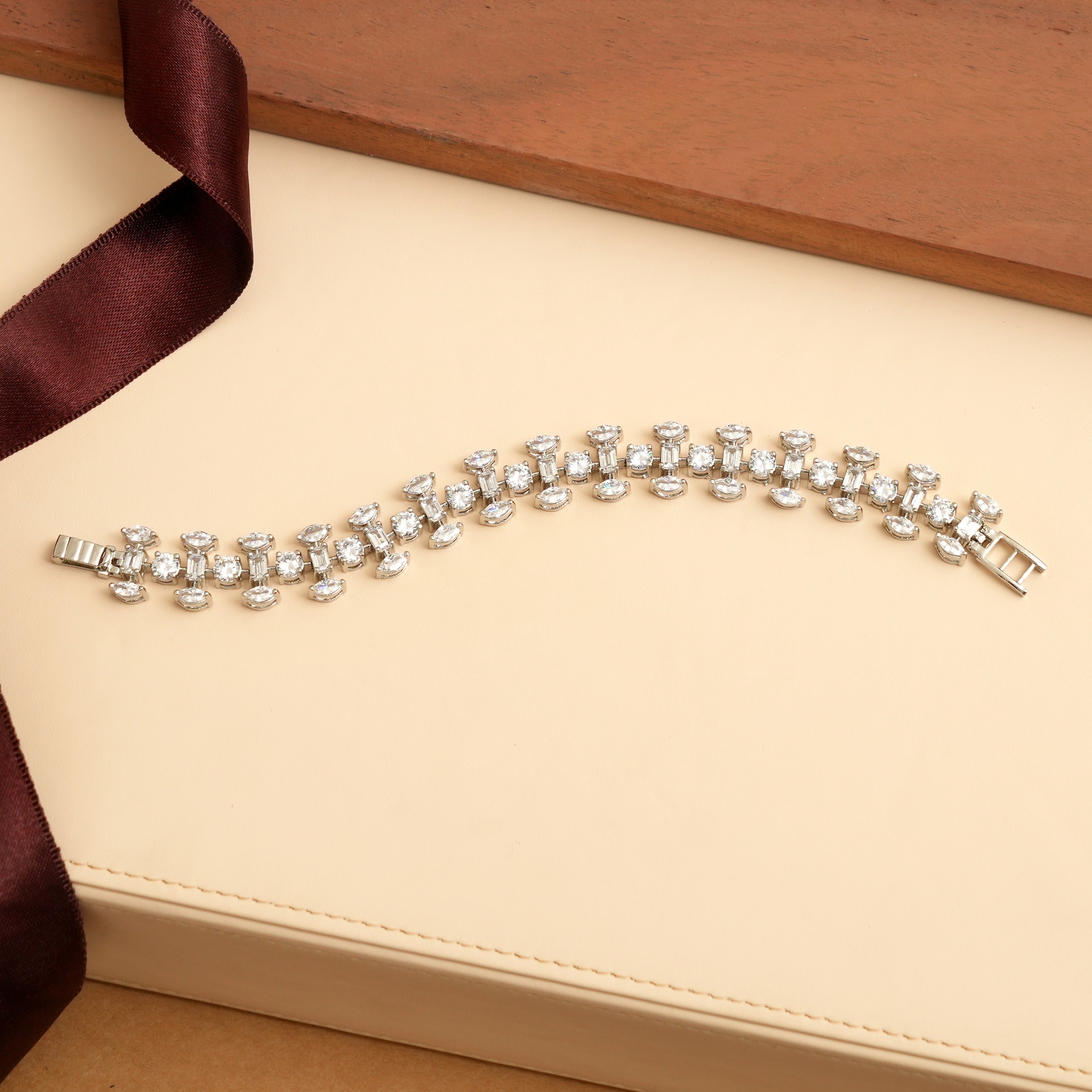 Lysa Tennis Bracelet