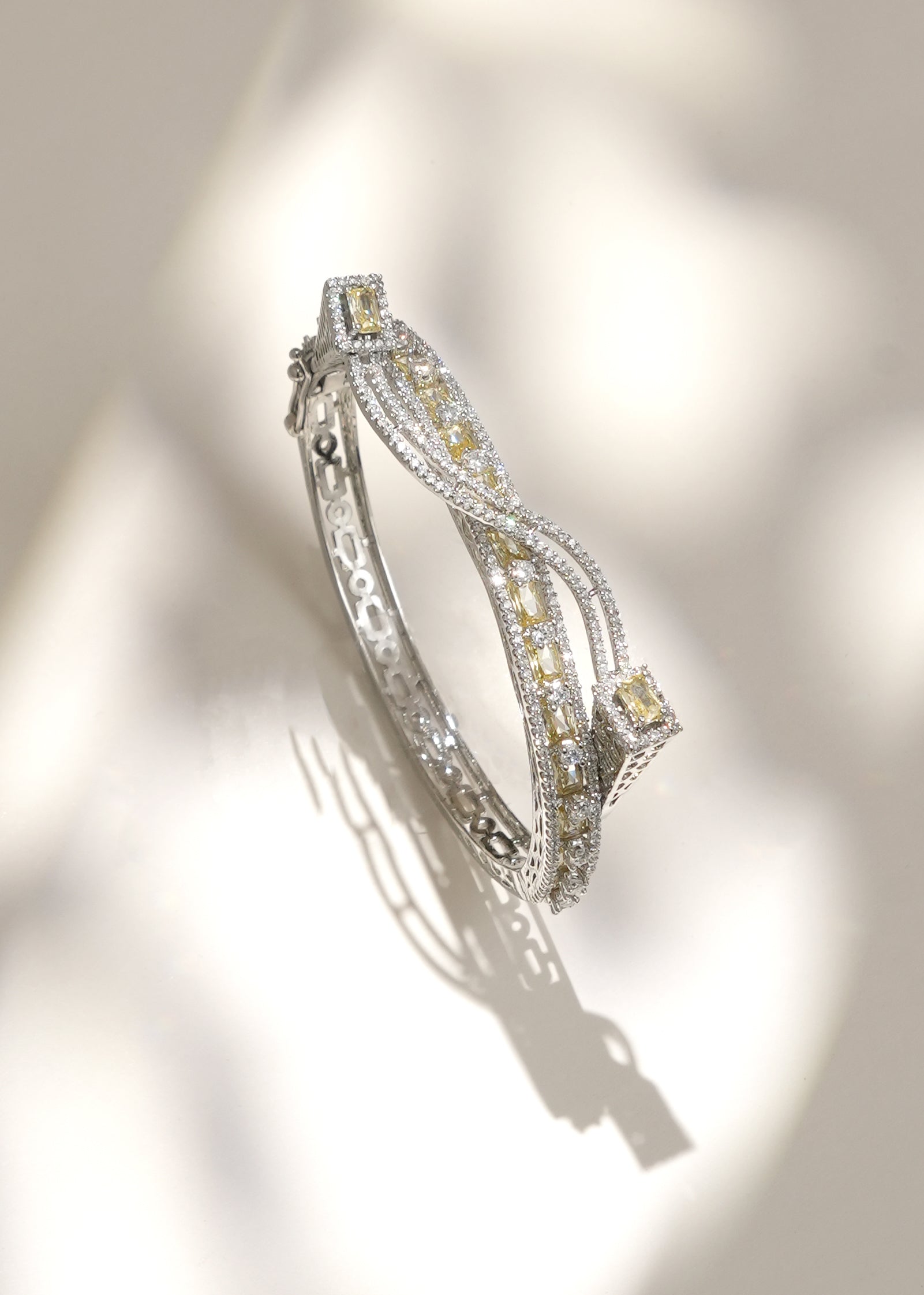 Elegant Everyday Diamond Bracelet for Women