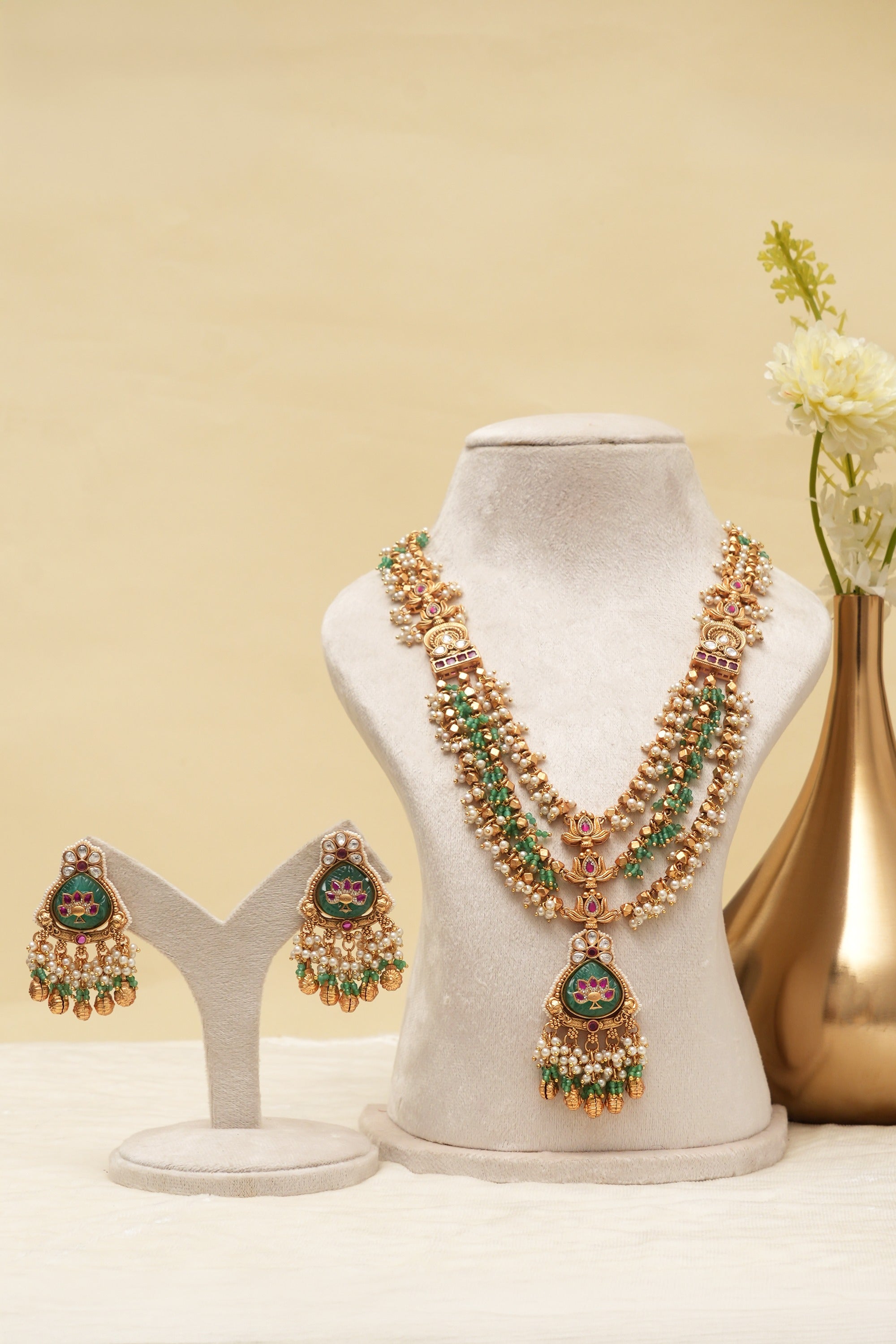 Grand Maharani Long Necklace Set in Antique Gold