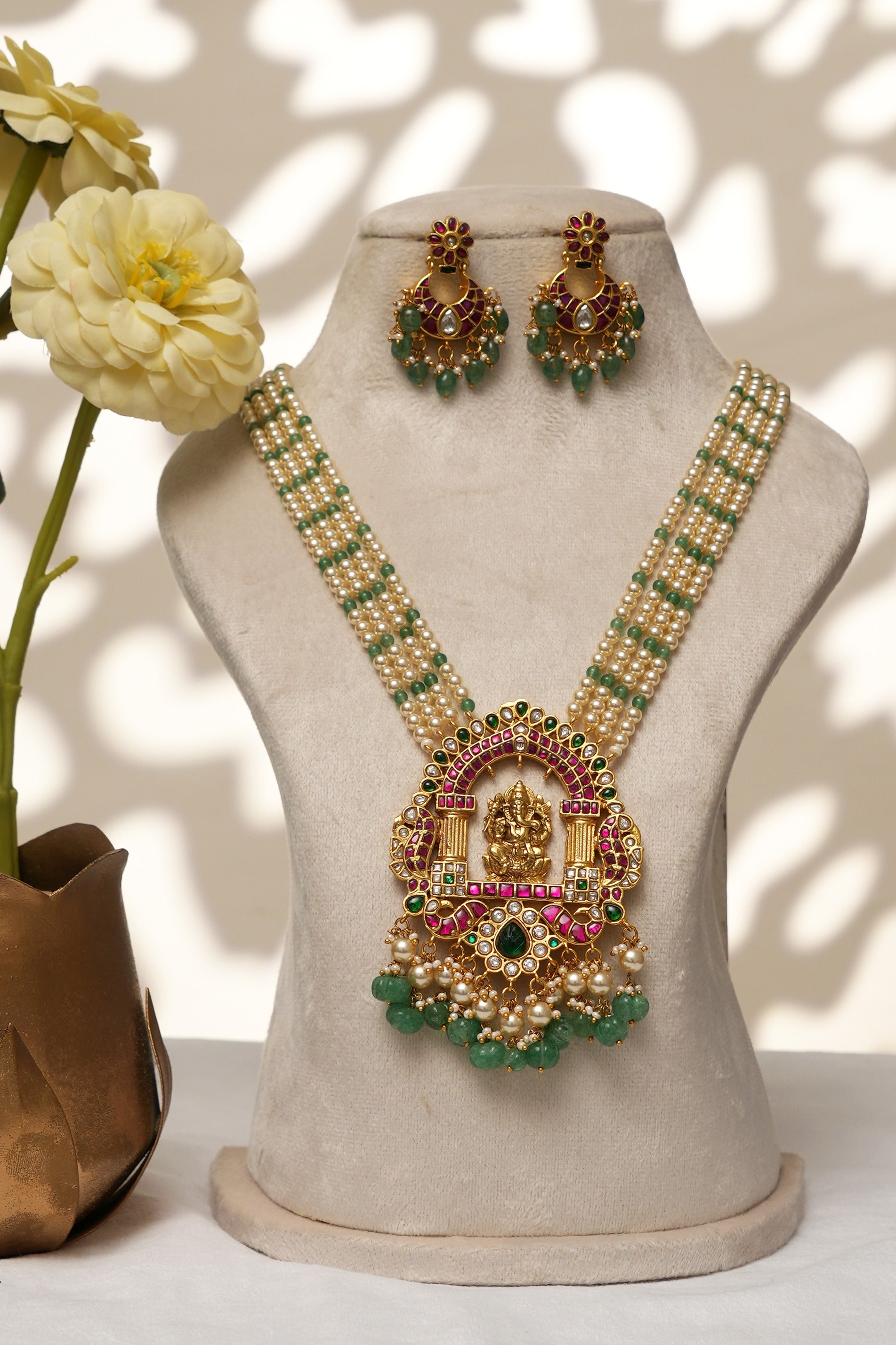 Temple Jadau Gold Look Necklace Haram