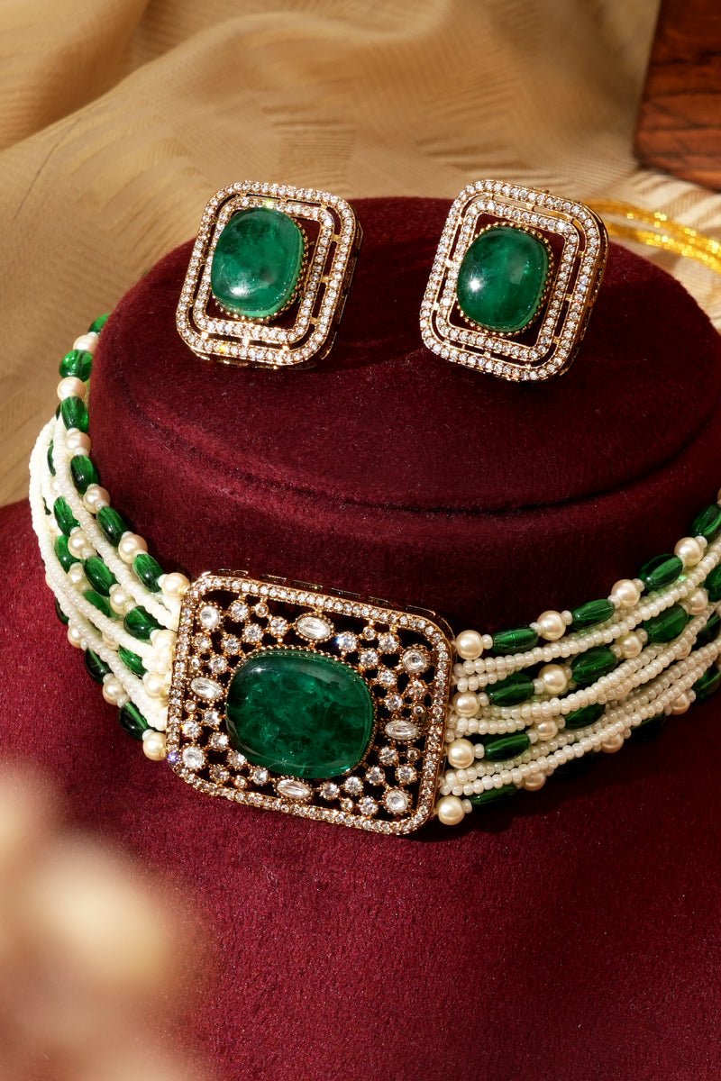 Aarna Kundan Pearls Choker