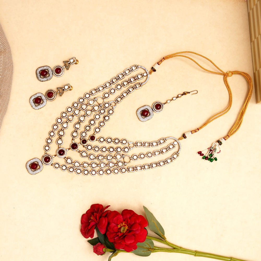 Adhya Necklace Set