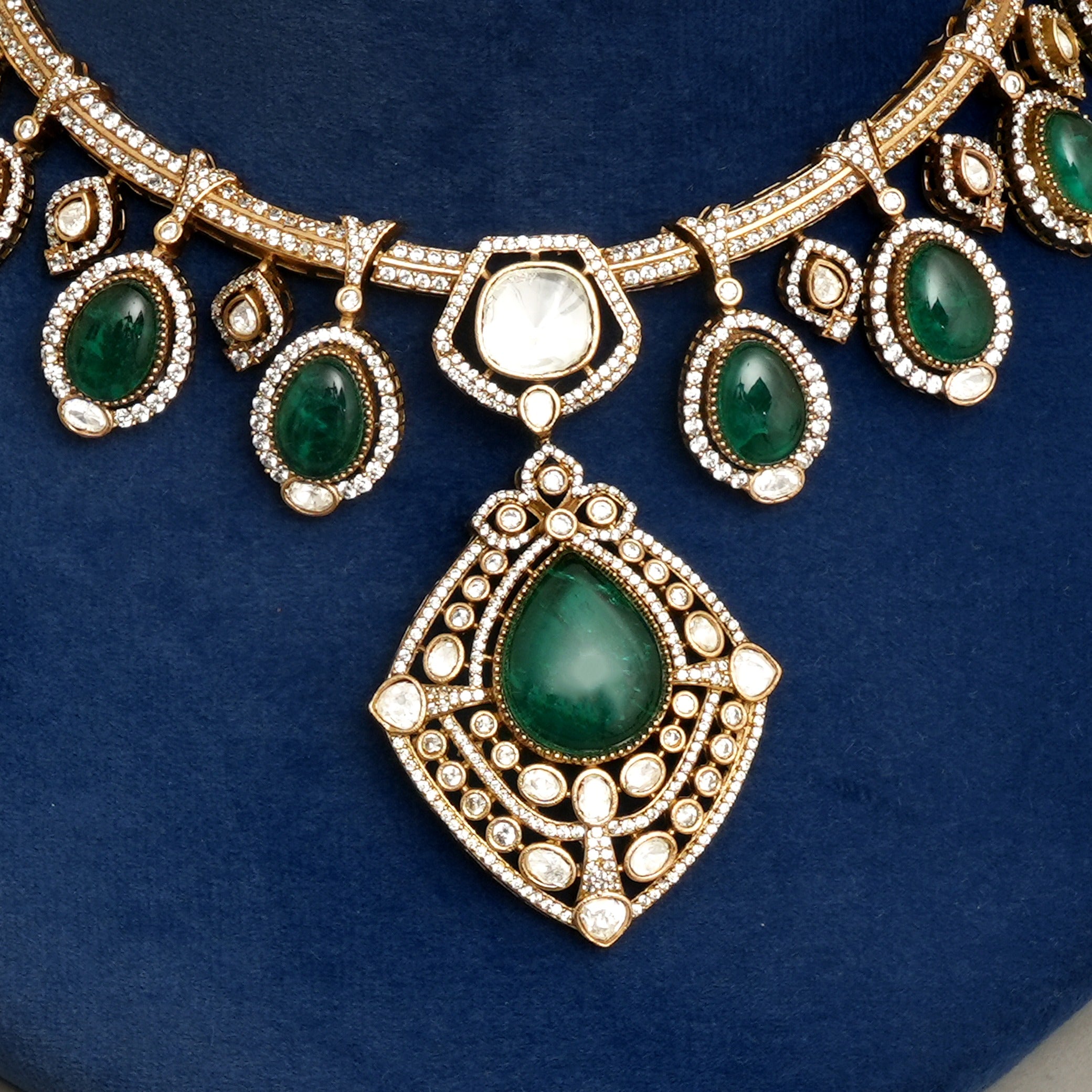 Meera Kundan Polki Necklace Set