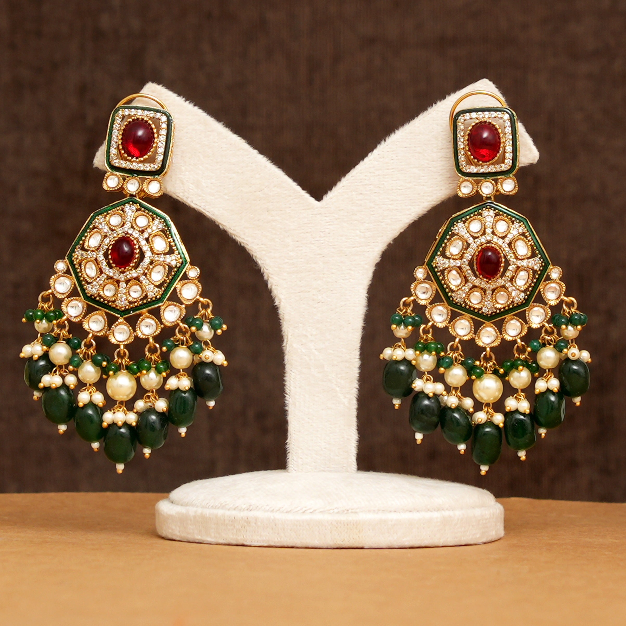 Tara Kundan Necklace Set