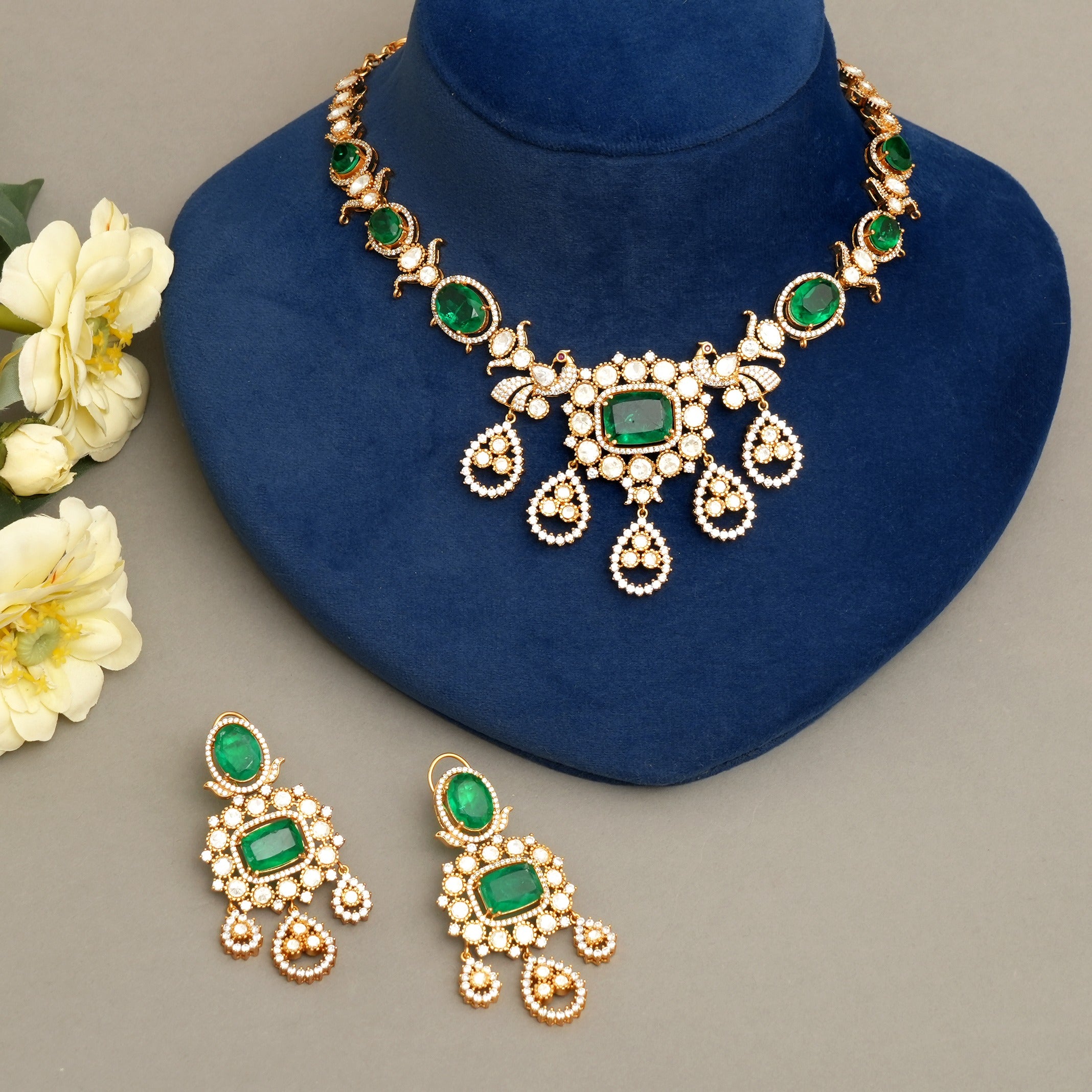 Radhika Kudan Polki Necklace Set