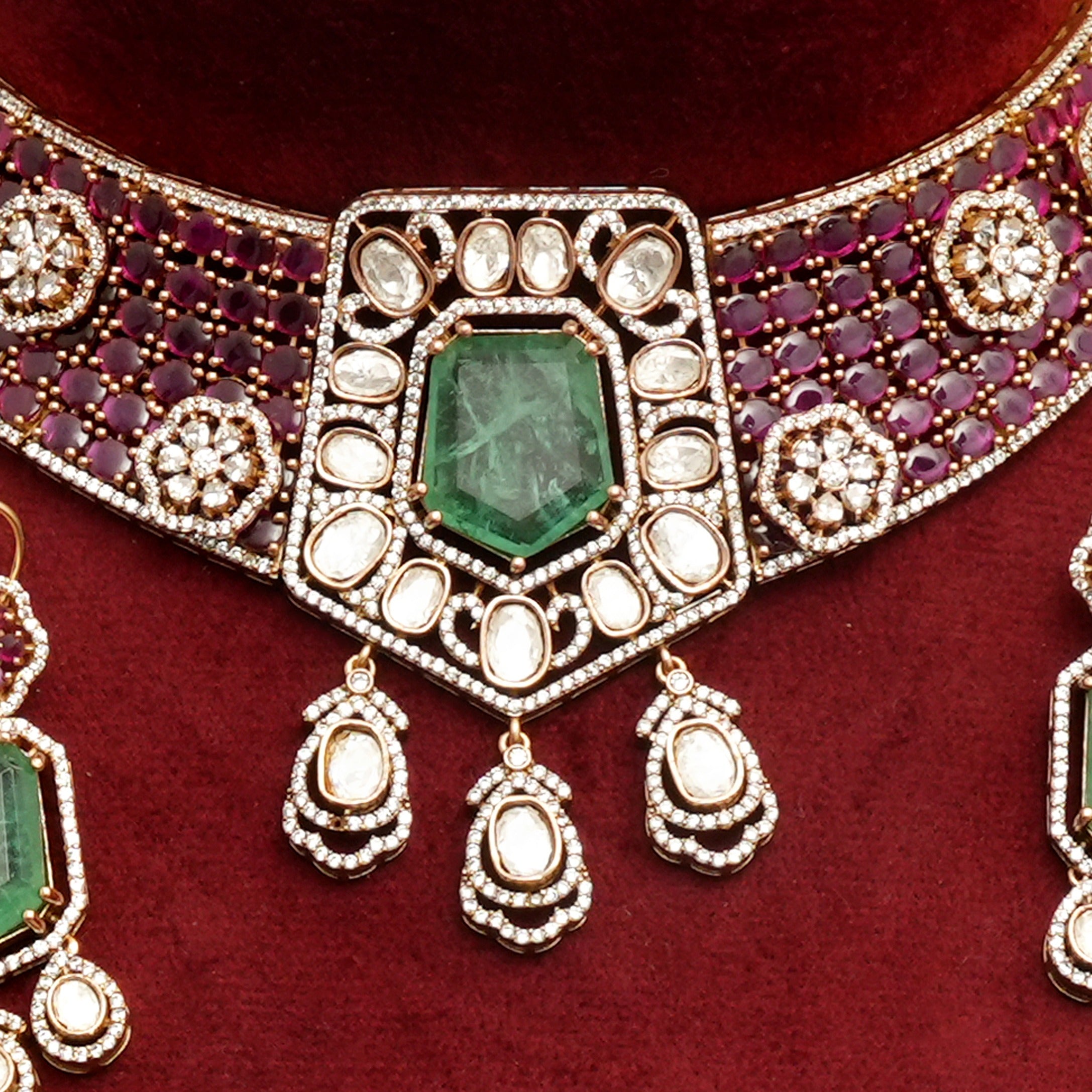 Dia Kudan Polki Necklace Set