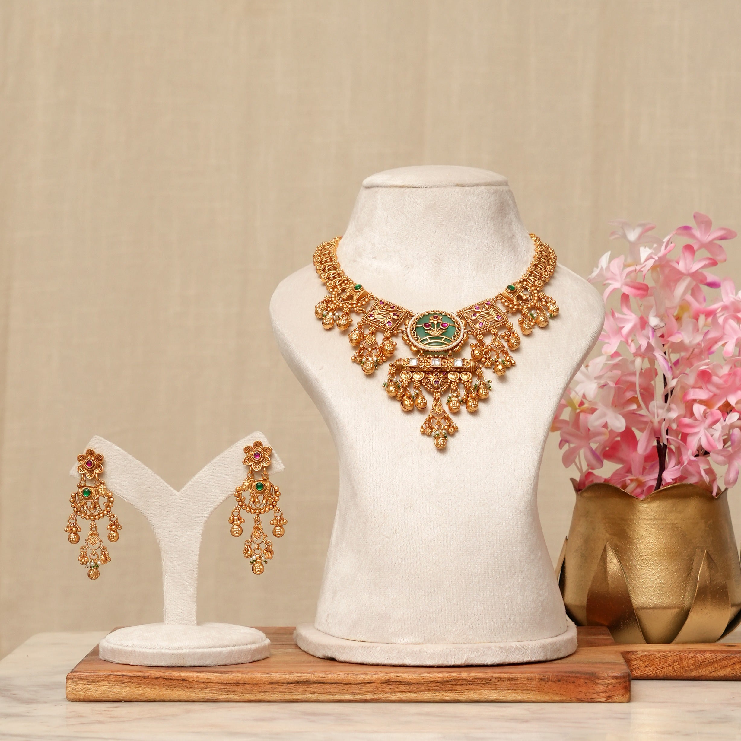 KANAK Kundan Heritage Gold Necklace Set