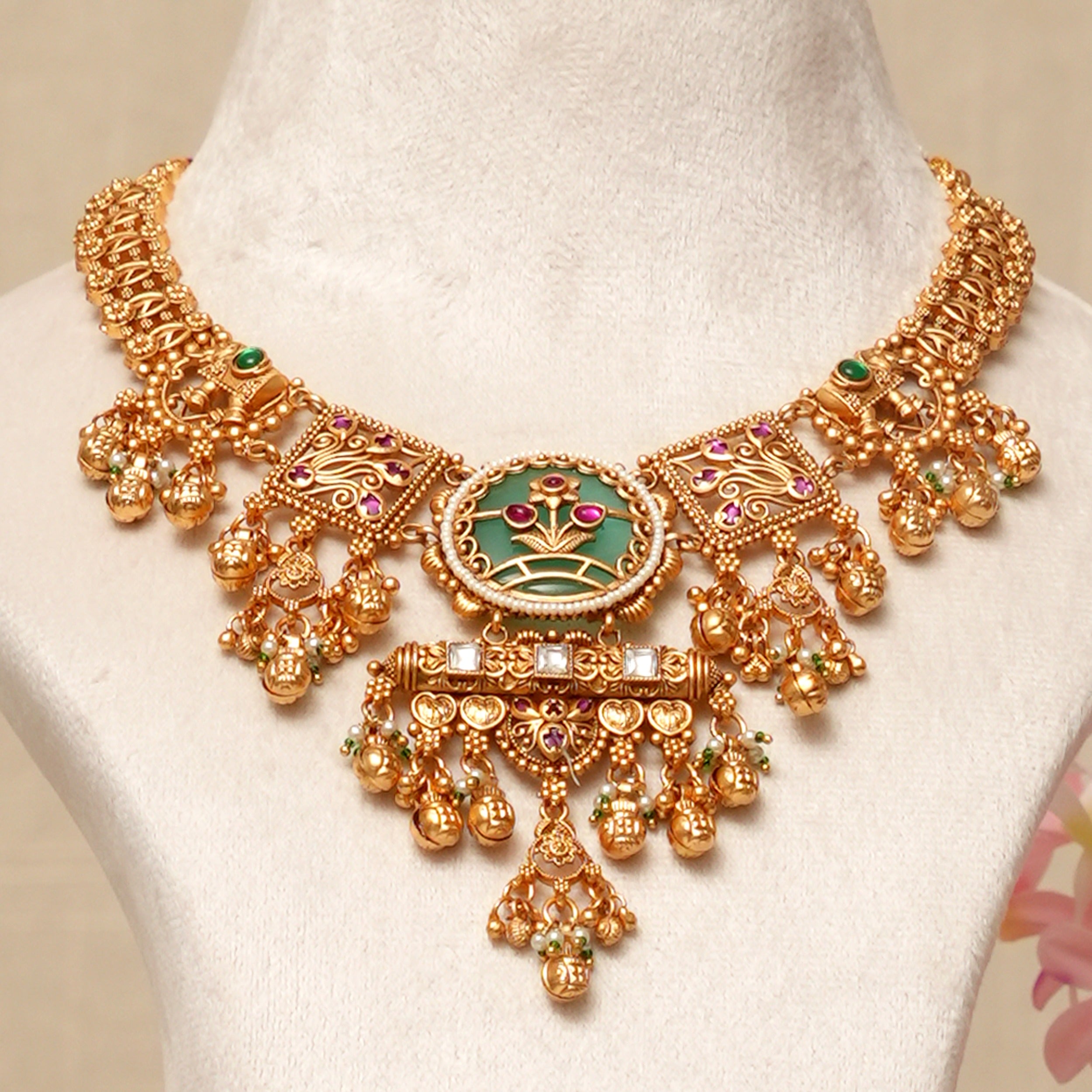 KANAK Kundan Heritage Gold Necklace Set
