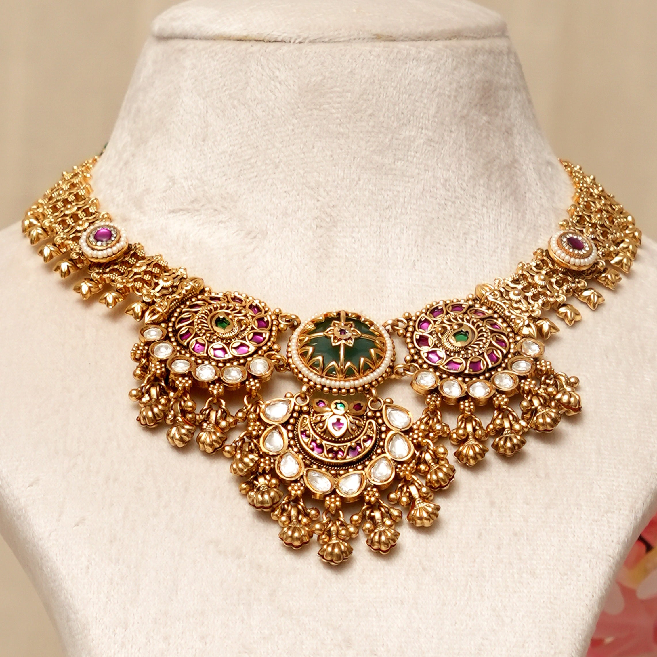 Shri Kundan Heritage Gold Necklace Set