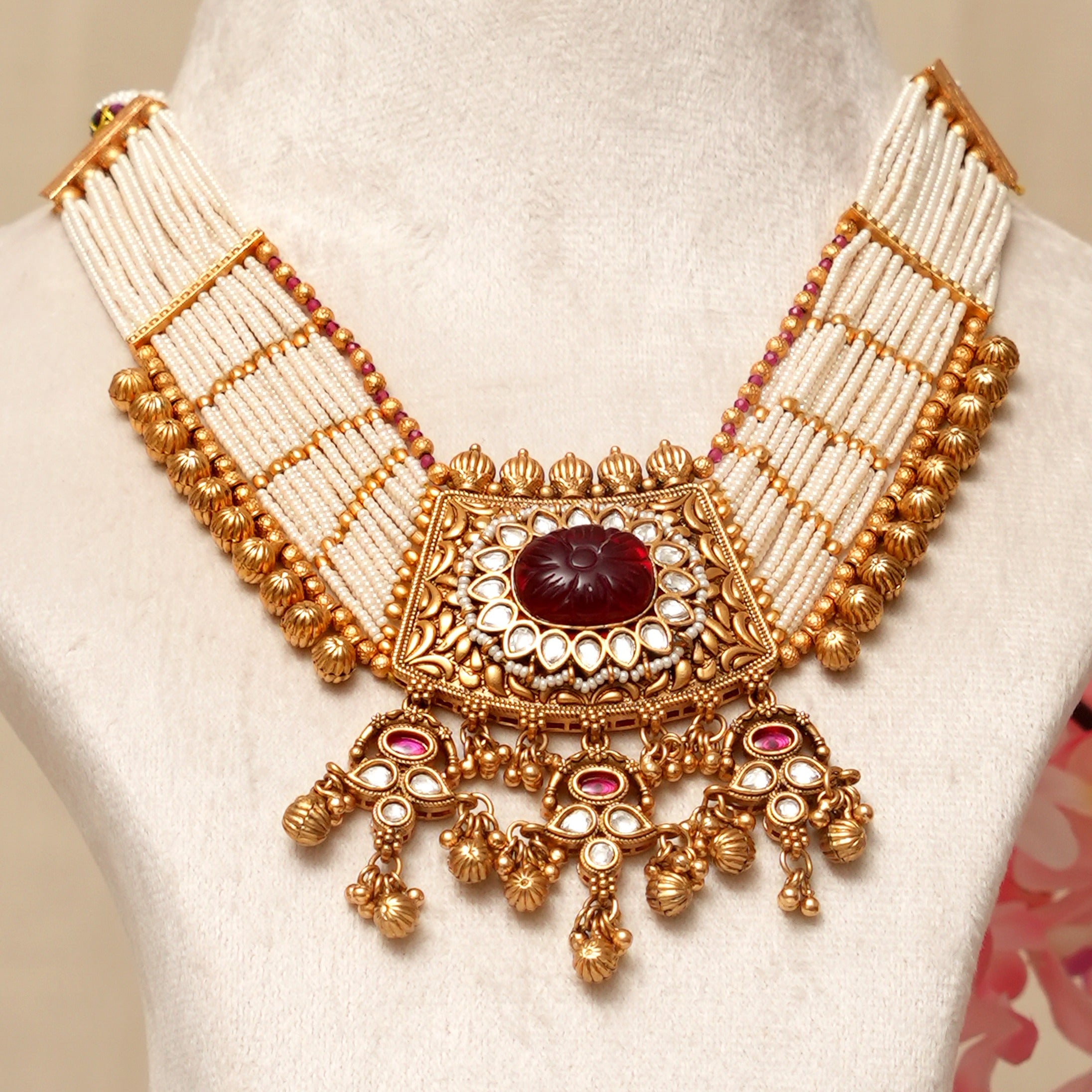 Tanvi Kundan Heritage Gold Necklace Set