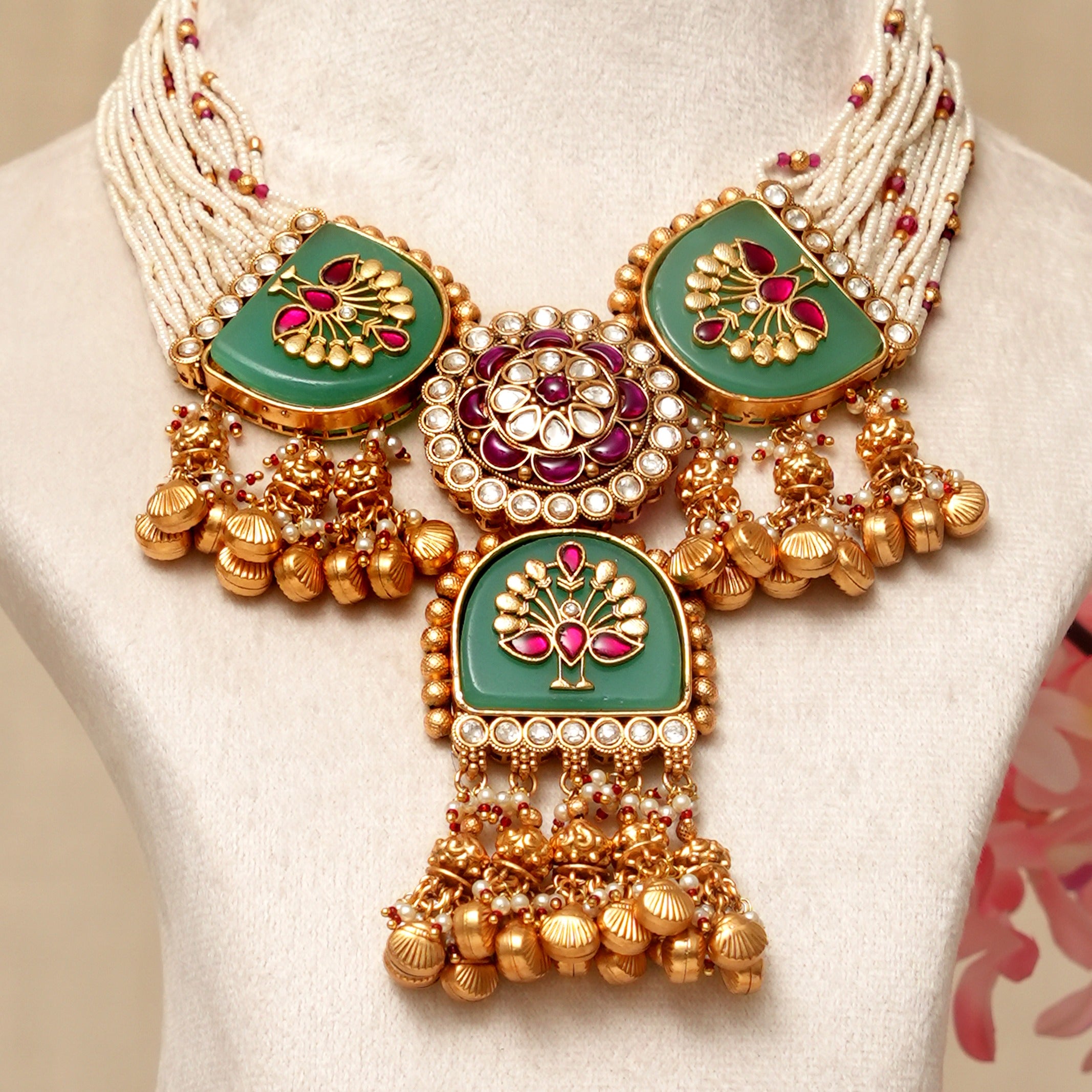 Aarya Kundan Heritage Gold Necklace Set
