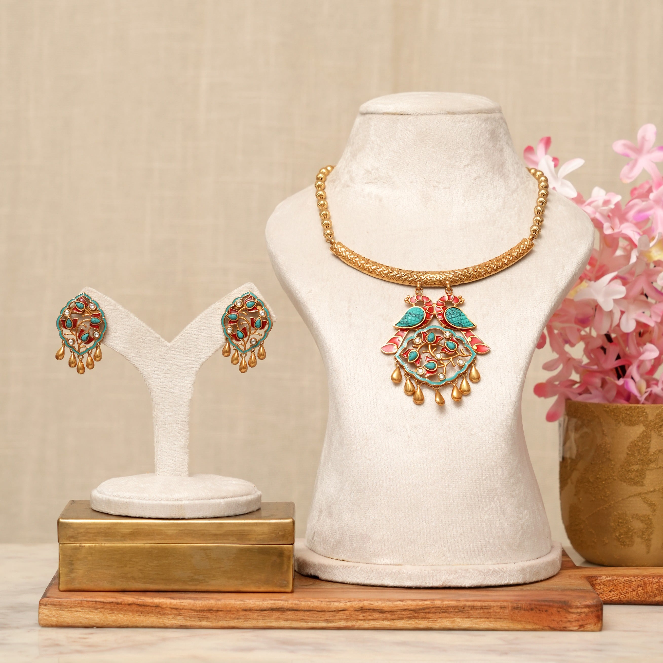 Nitya Kundan Heritage Gold Necklace Set