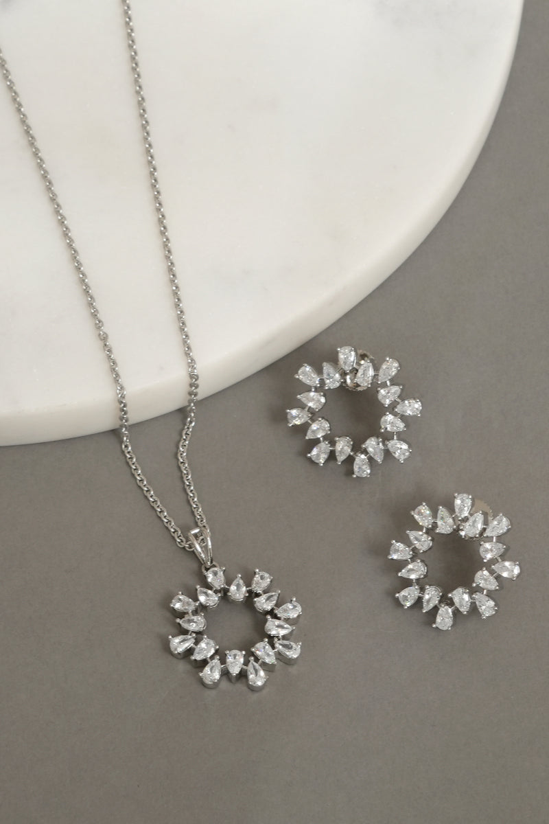 Anna Diamanté Pendent