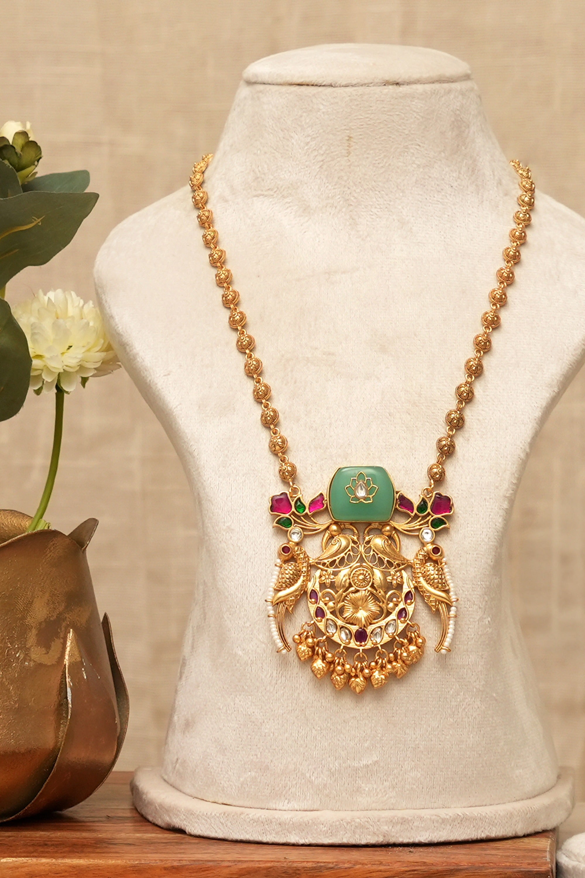 Ethnic Luxe Jewels Necklace Set