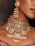 Load image into Gallery viewer, Pearl & Polki Bridal Necklace Set
