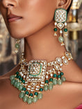 Load image into Gallery viewer, Polki & Green Jade Tumbles Bridal Necklace Set
