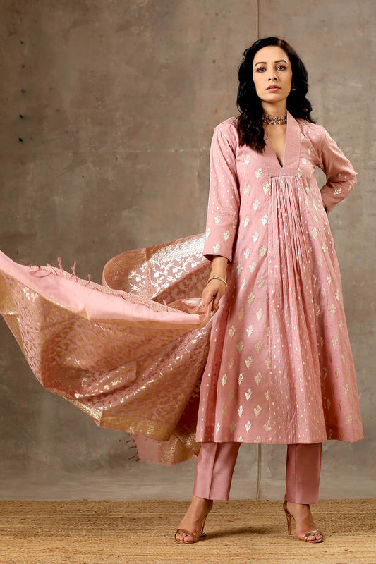 Pink Chanderi Silk Kurta Set in 5 Kalis