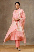 Load image into Gallery viewer, Peach Chanderi Silk Kurta Set in 5 Kalis
