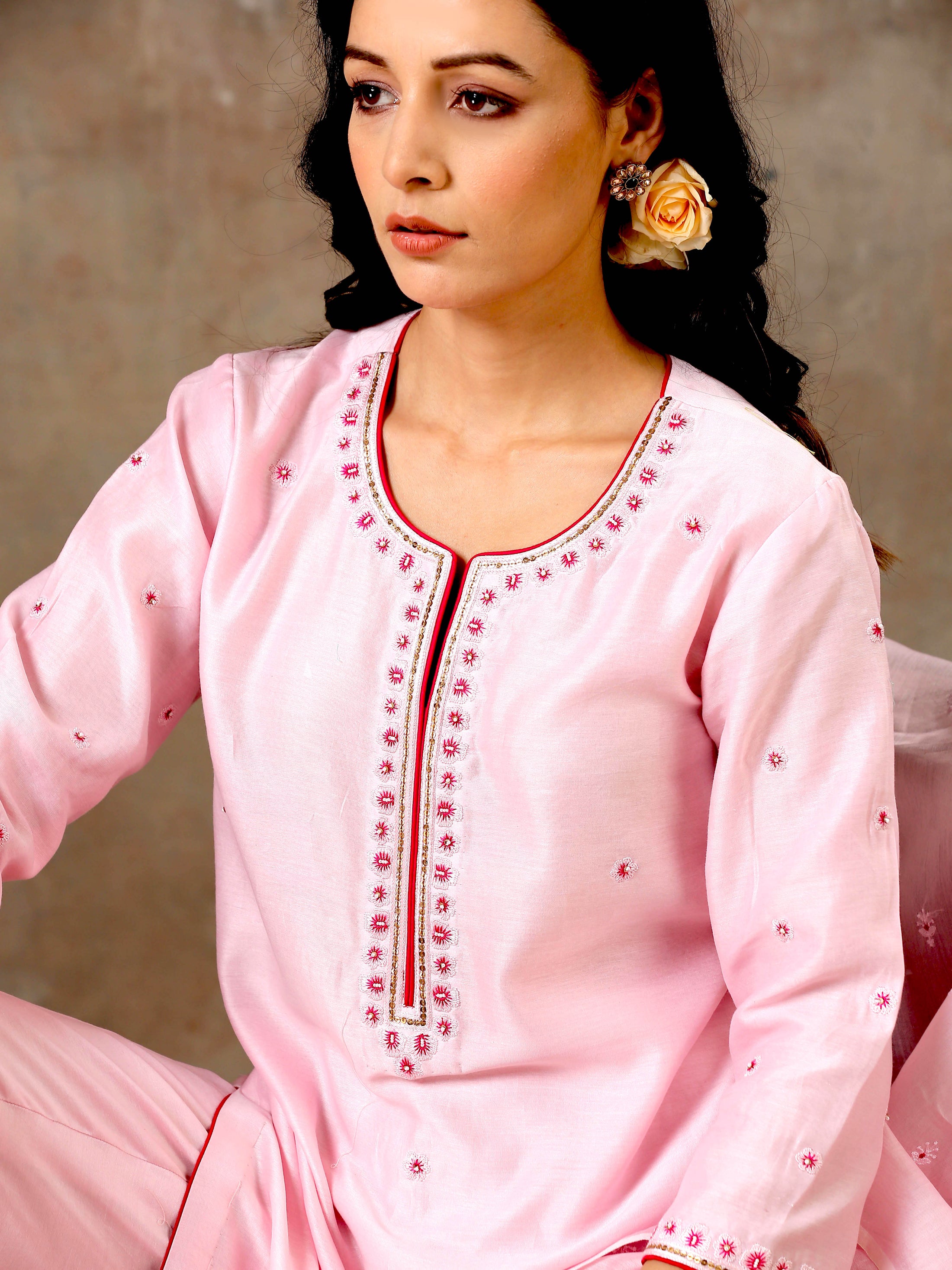 Hand Embroidered Chanderi Silk Pink Kurta Set