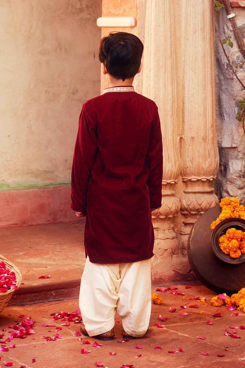 Maroon Kurta With White Pant