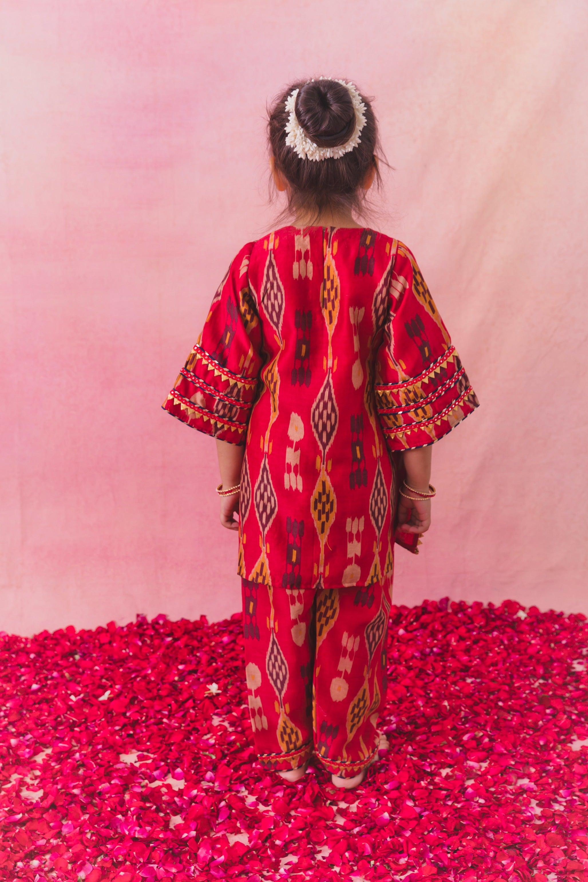 Ikat Choga Set