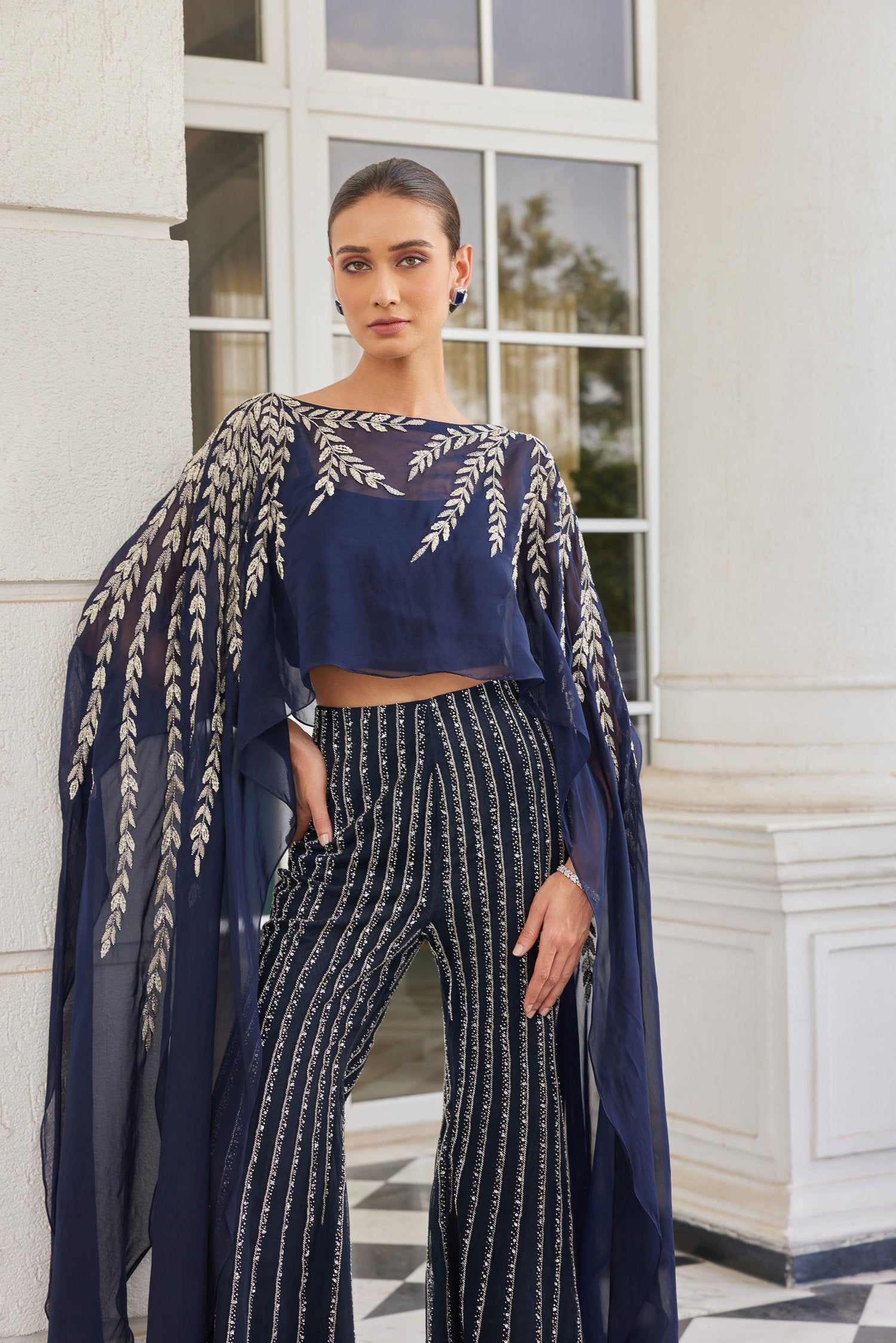 SABUHI JACKET AND LAYER