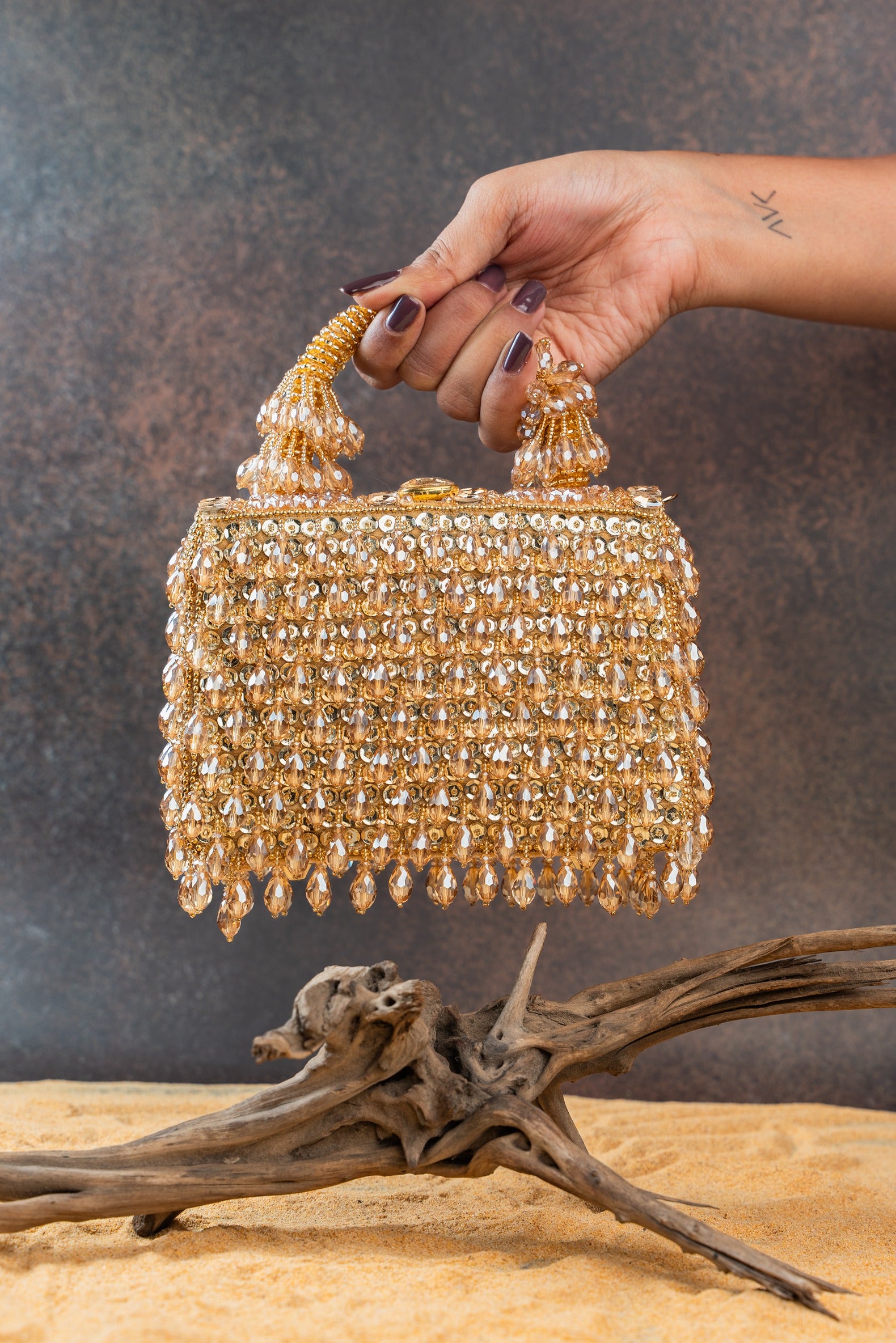 Chevron Crystal Kasse Gold