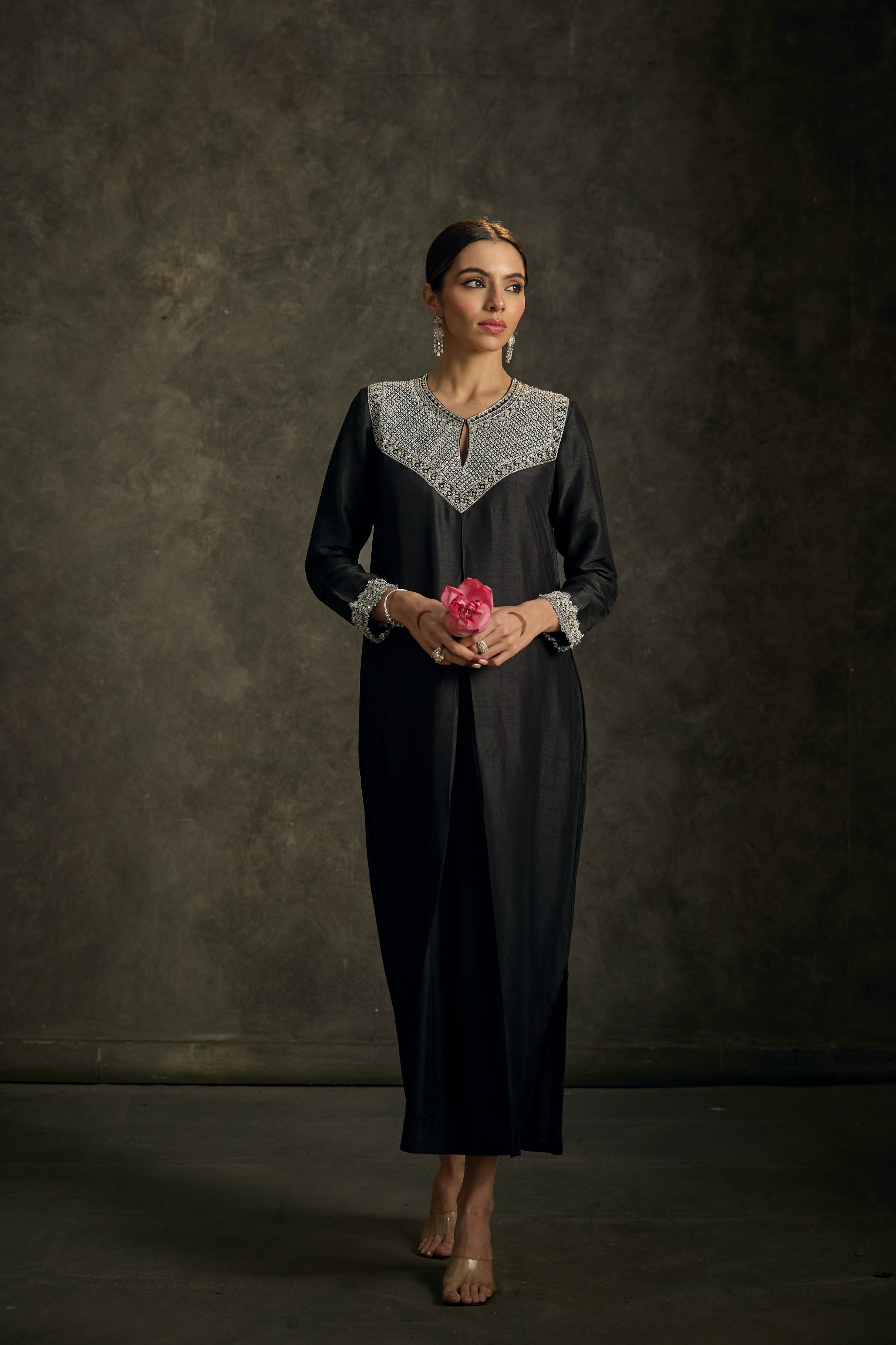 Ravnoor-Black Embroidered Kurta Dress