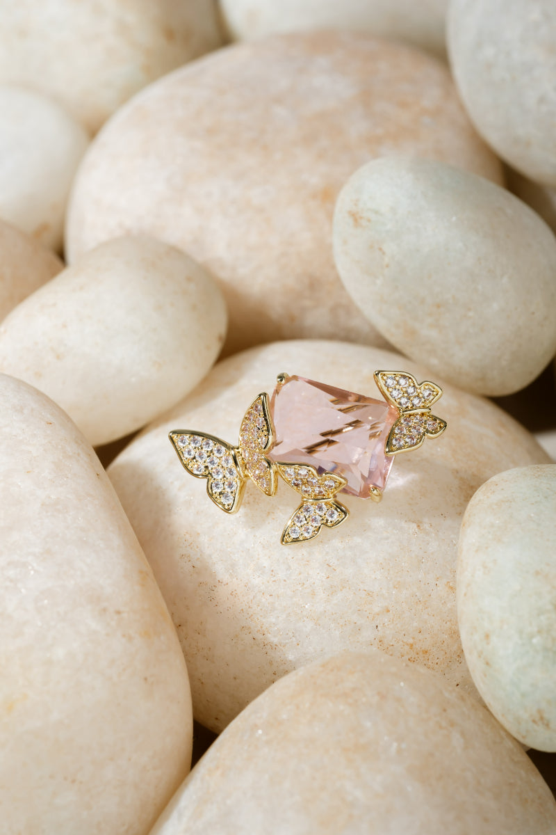 Triple Flutter - Brooche