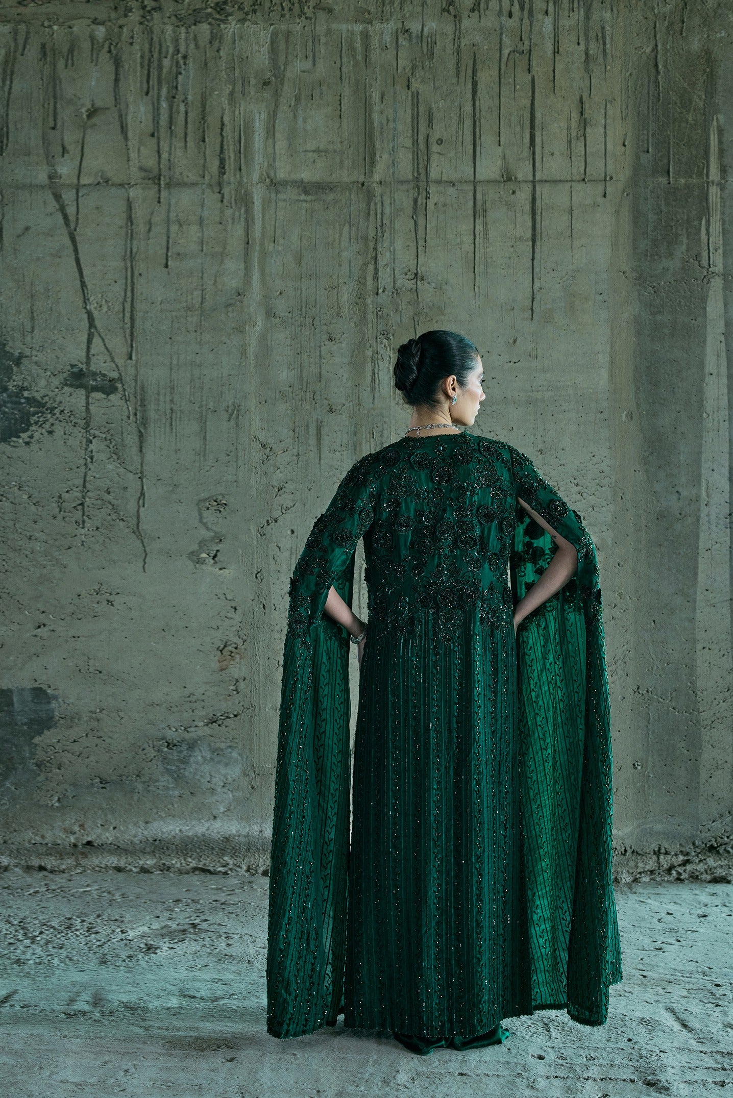 Emerald Long Cape Set With Bustier And Skirt