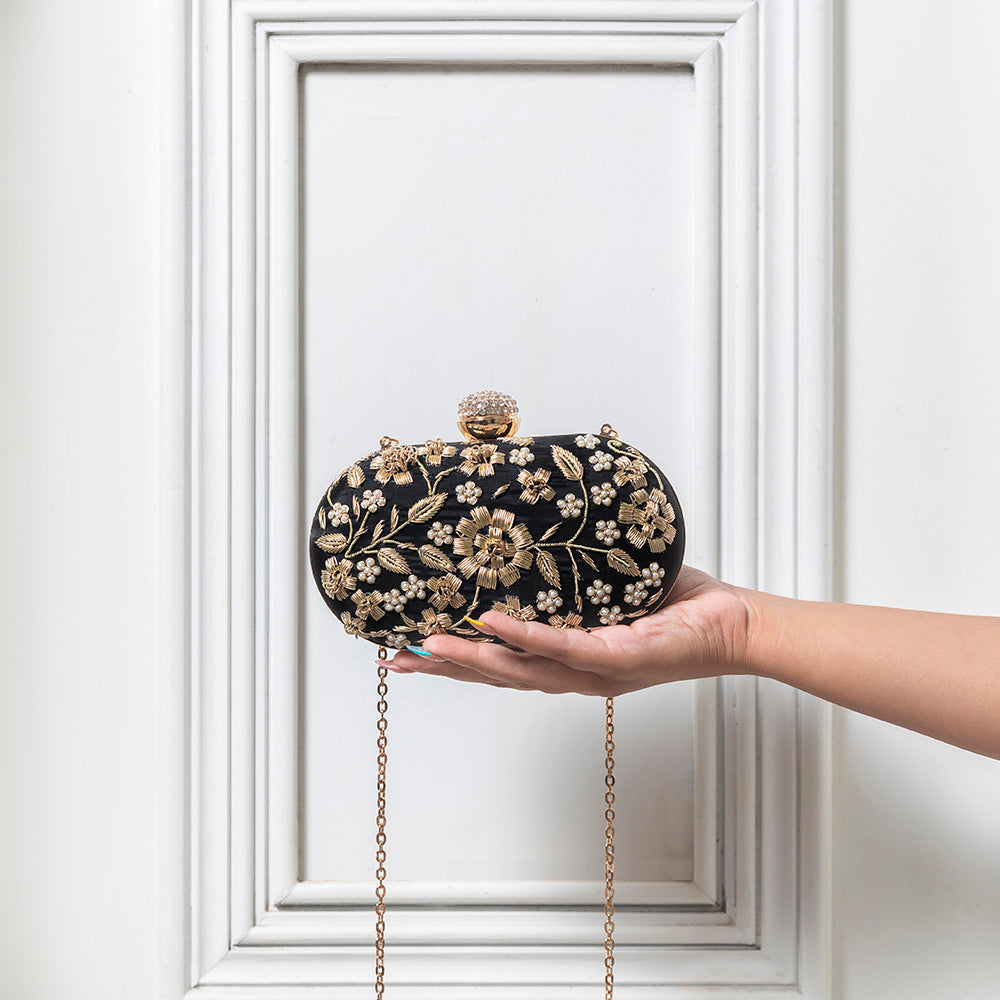THE TAN CLAN Baiza Hand Embroidered Clutch
