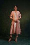 Load image into Gallery viewer, Midas Rose Pink Chanderi Kurta - set of 3

