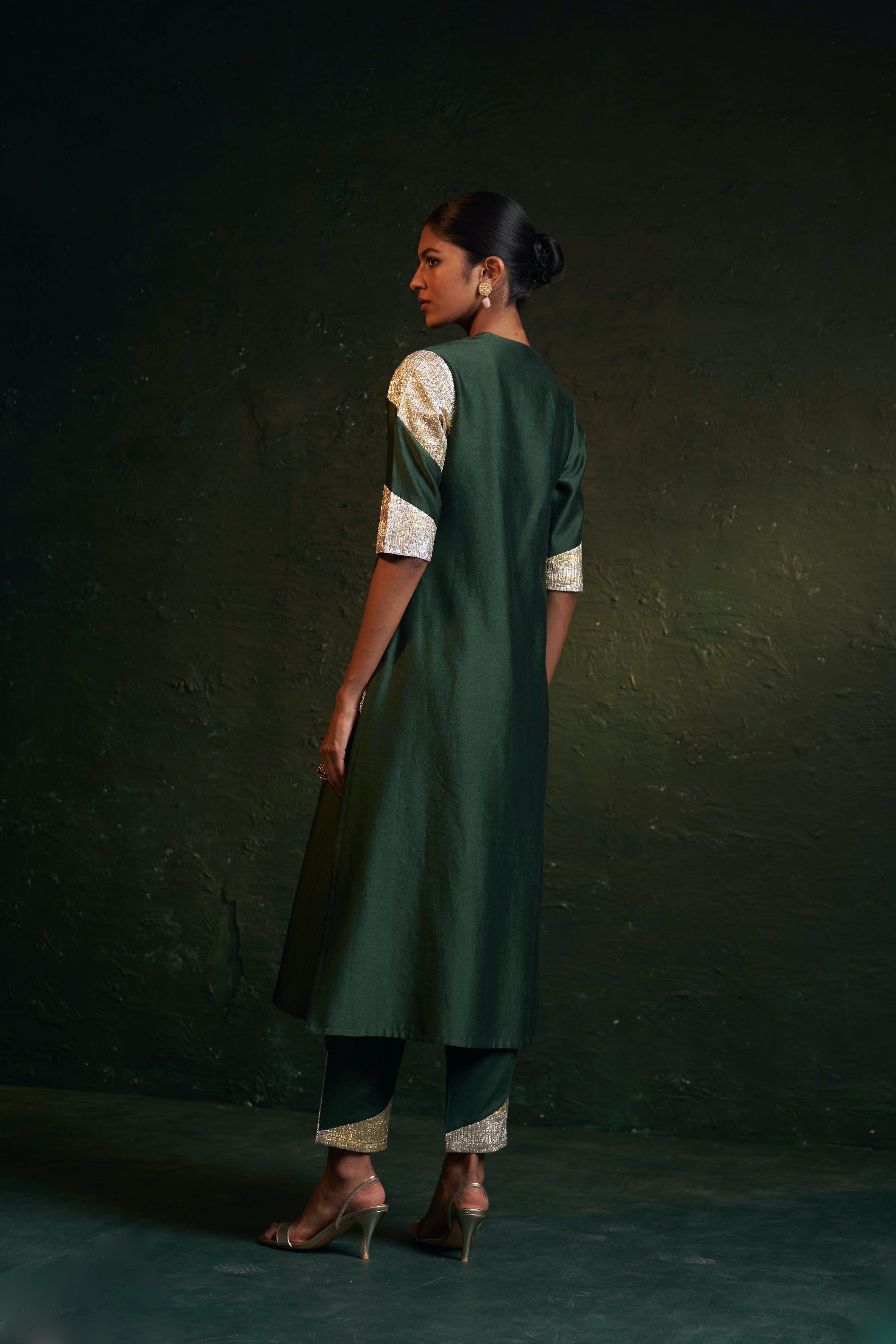 Midas Deep Green Chanderi Sweetheart kurta - Set of 3