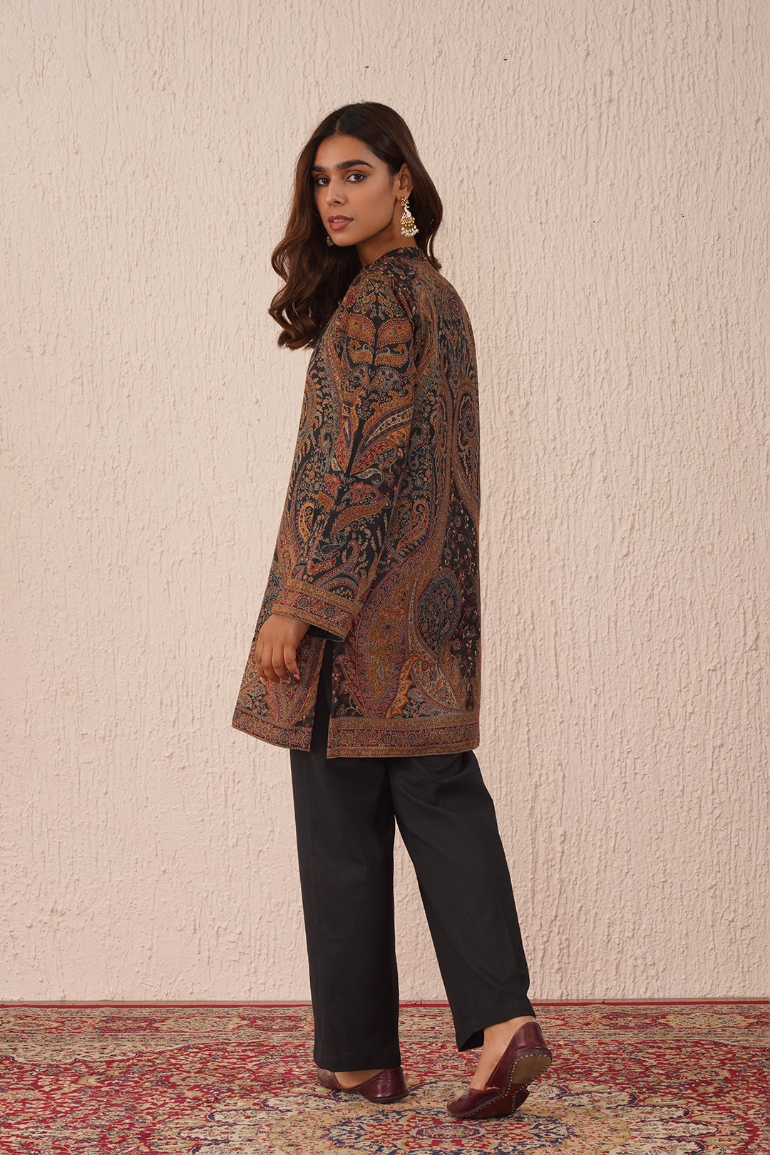 Woolen Black Kaani Set For Women - Winter Wear